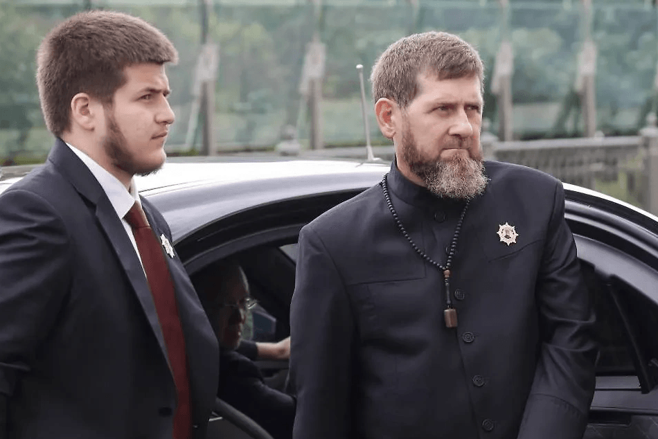 Ramzan Kadyrov and his son Adam. Photo: grozny-inform.ru.