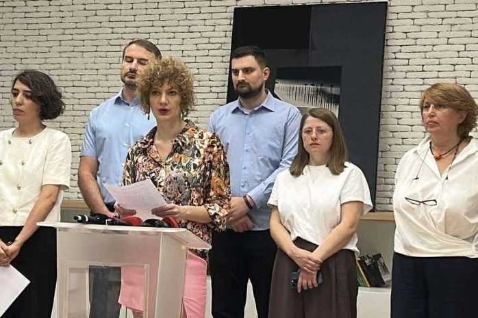 Press briefing by civil society organisations. Photo: BMG