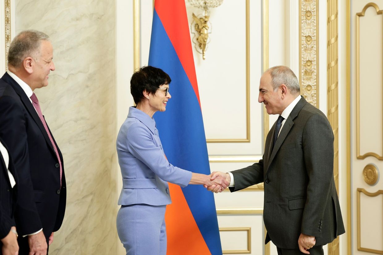 EU Enlargement Commissioner Marta Kos and Armenian Prime Minister Nikol Pashinyan. Official photo.