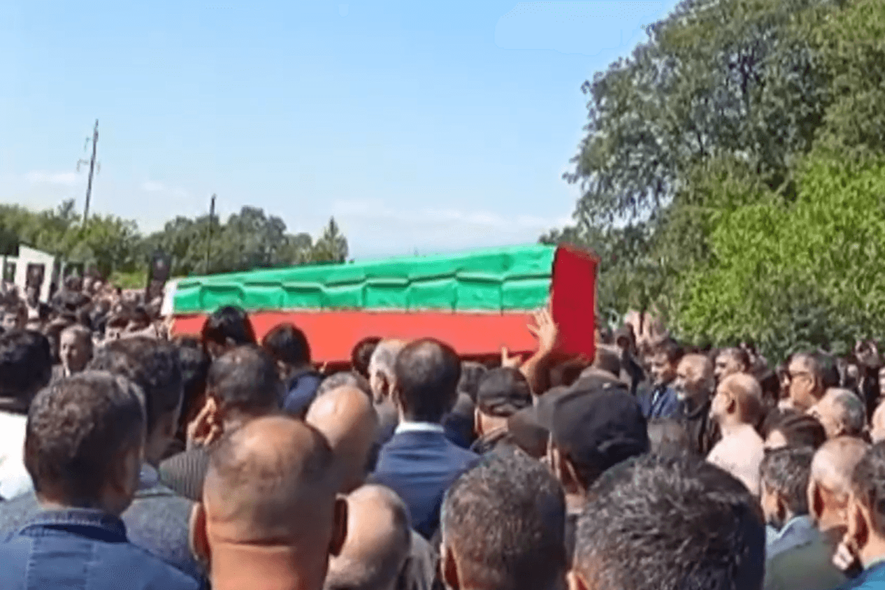 The funeral of Sayyaf Ahmadov, a former Azerbaijani soldier killed in a landmine explosion in Aghdam. Screengrab via APA.