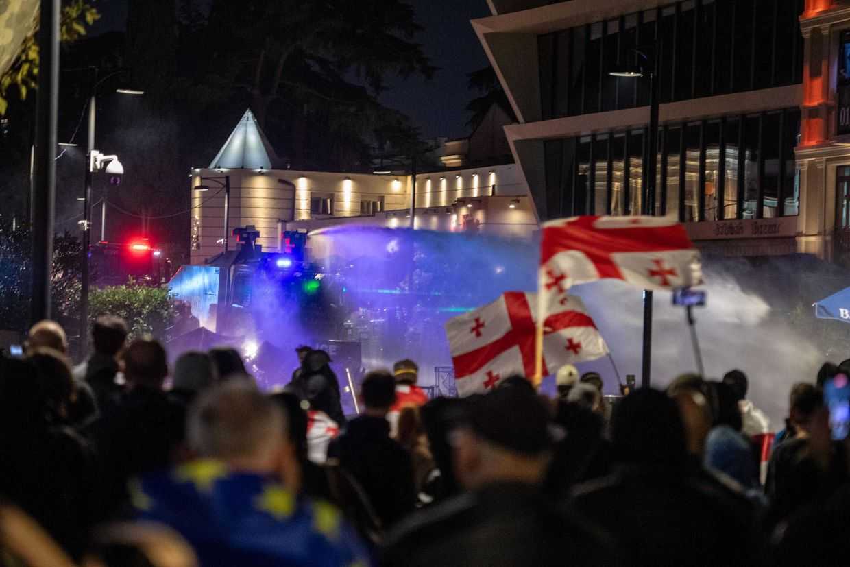 Protesters and police clash during demonstrations on 4 October. Photo: Mariam Nikuradze/OC Media.