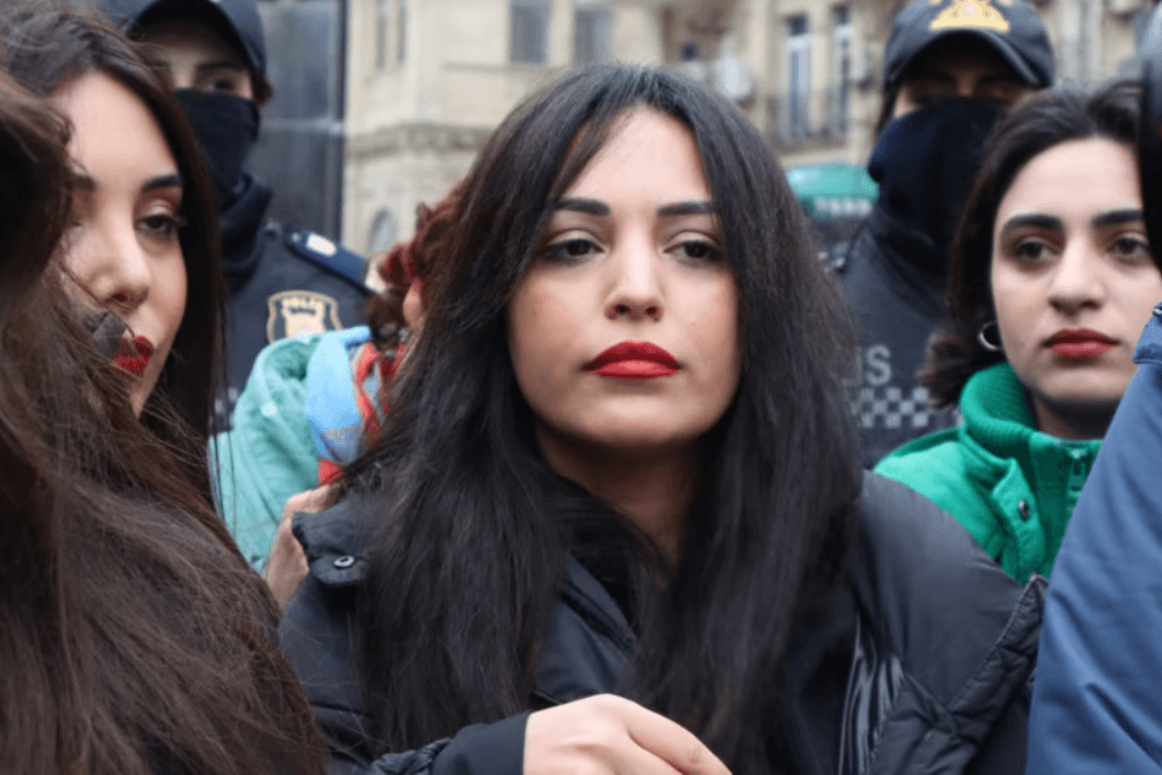 İmprisoned journalist Aytaj Ahmadova (Tapdig) during the protest on 8 March, 2024, Baku. Photo: Ulviyya Ali/VOA.
