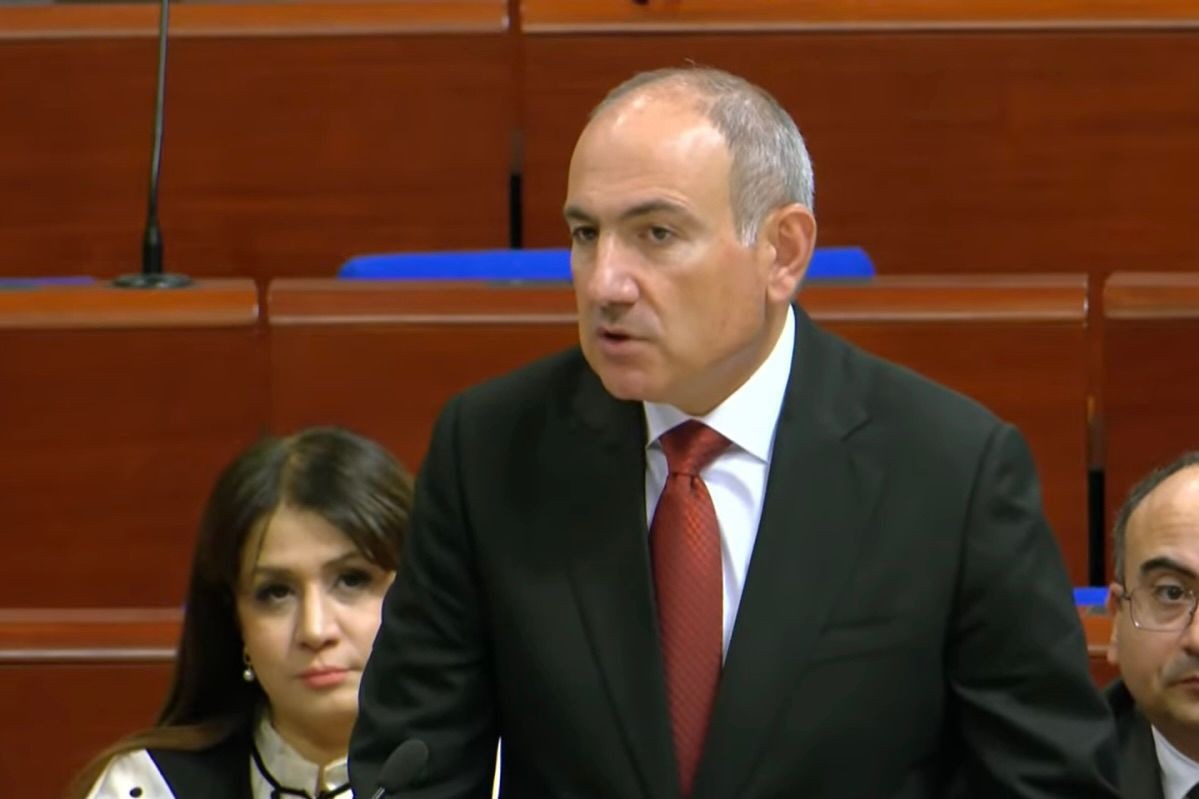 Prime Minister Nikol Pashinyan speaking at a PACE session on 30 September.