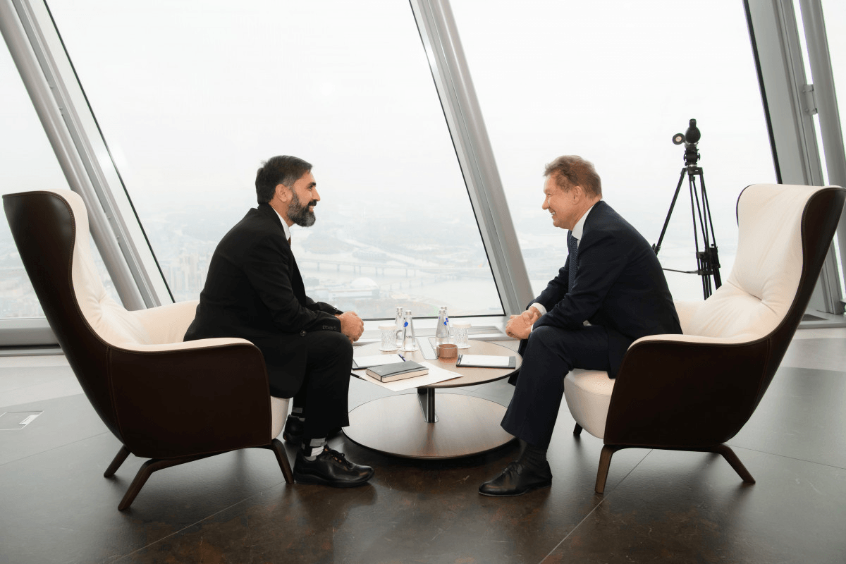 SOCAR head Rovshan Najaf (left) and Gazprom chief Aleksei Miller (right). Photo: APA.