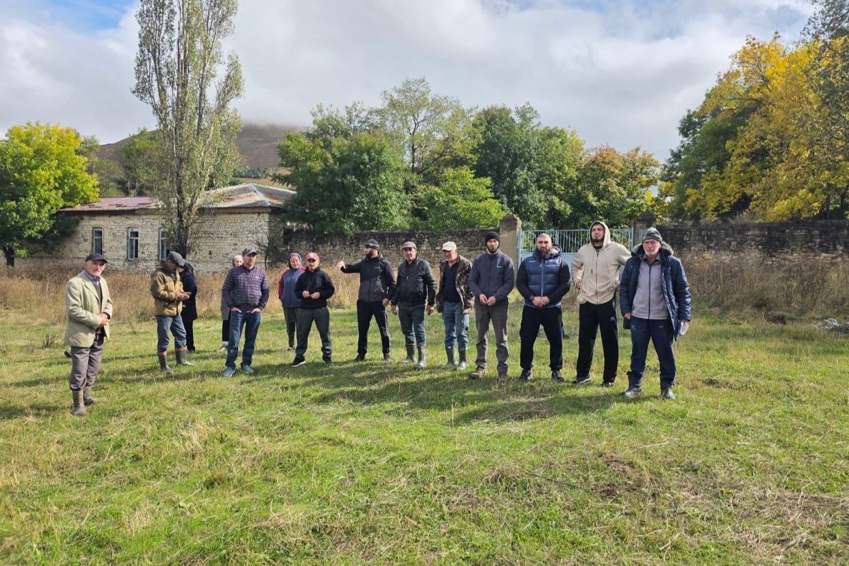 The residents of Khuri. Photo: Chernovik.