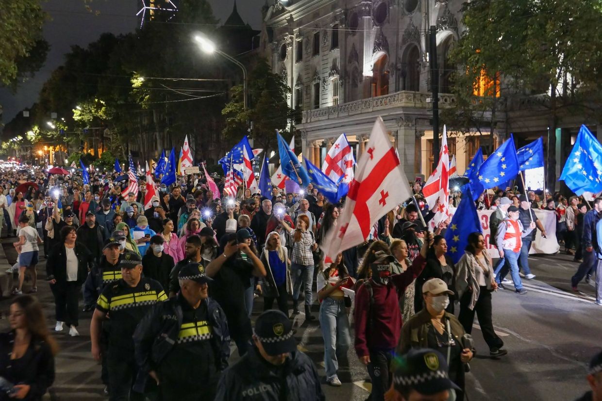 Anti-government protesters marching toward Parliament in Tbilisi. Photo: Mariam Nikuradze/OC Media.