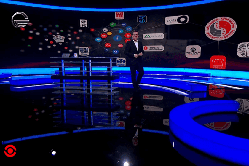 Irakli Chikhladze, the Imedis Kvira host, presenting a report on Georgian independent online media outlets. Screengrab from an Imedi video. 