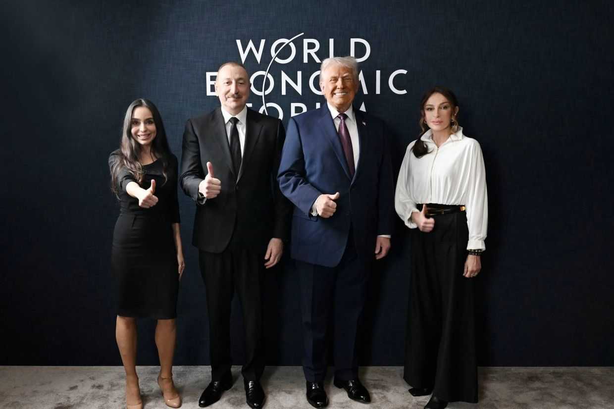 From left to right: Leyla Aliyeva, the daughter of Azerbaijani President Ilham Aliyev (second left), Us President Donald Trump, and Azerbaijani Vice President Mehriban Aliyeva. Official photo.