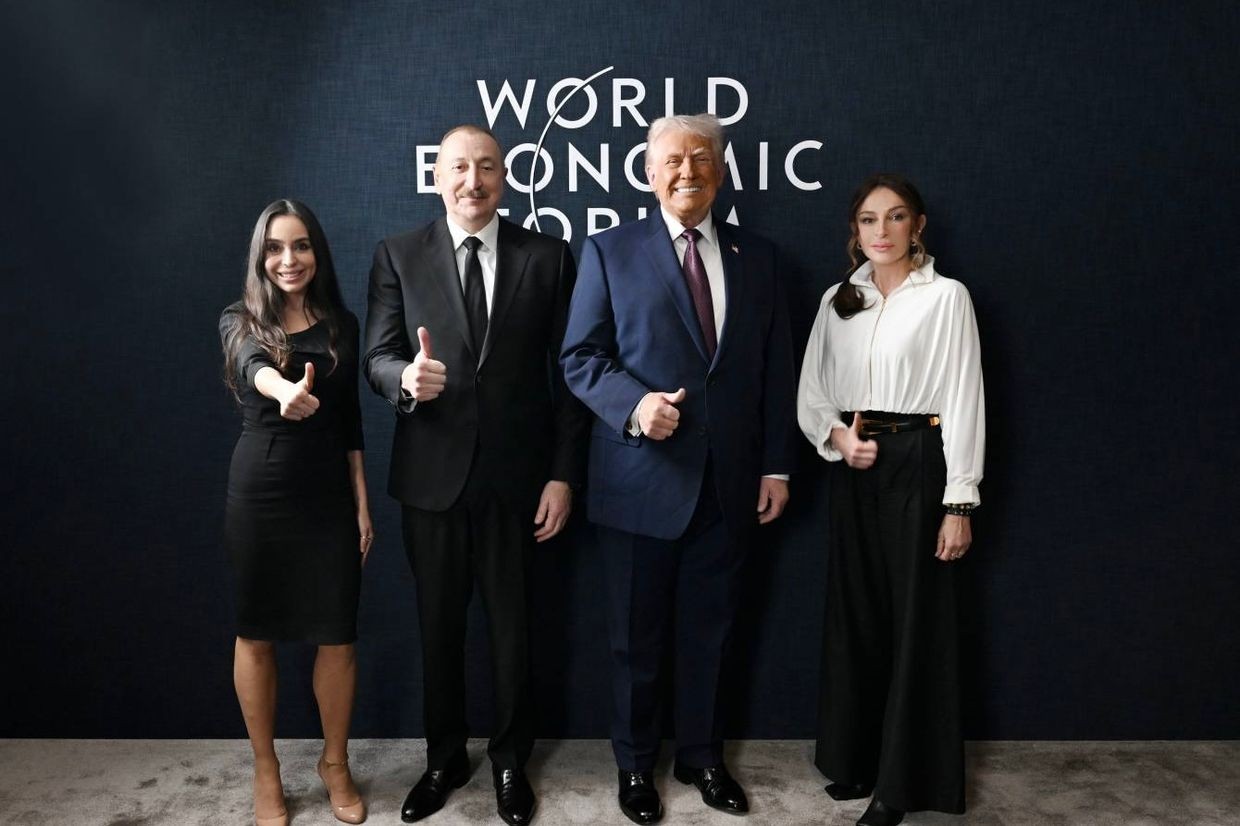 From left to right: Leyla Aliyeva, the daughter of Azerbaijani President Ilham Aliyev (second left), Us President Donald Trump, and Azerbaijani Vice President Mehriban Aliyeva. Official photo.