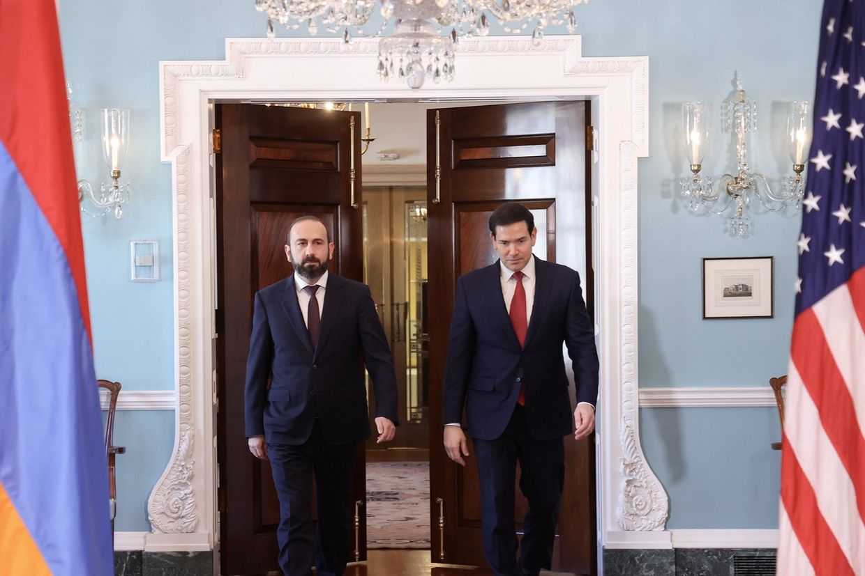Armenian Foreign Minister Ararat Mirzoyan (left) and US Secretary of State Marco Rubio (right) in Washington. Official photo.