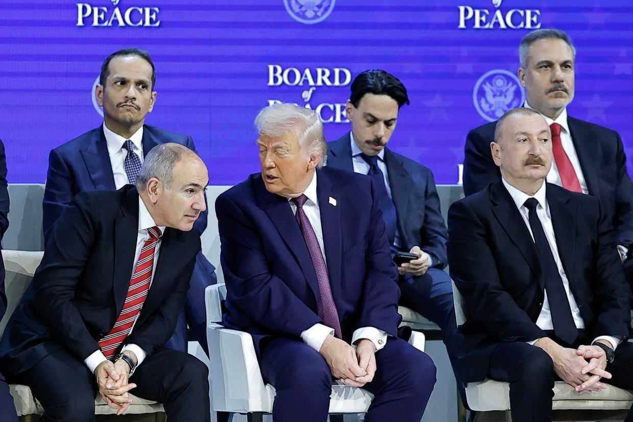 Armenian Prime Minister Nikol Pashinyan, US President Donald Trump, and Azerbaijani President Ilham Aliyev at the formal signing ceremony for the new Charter of the Board of Peace. Official photo.