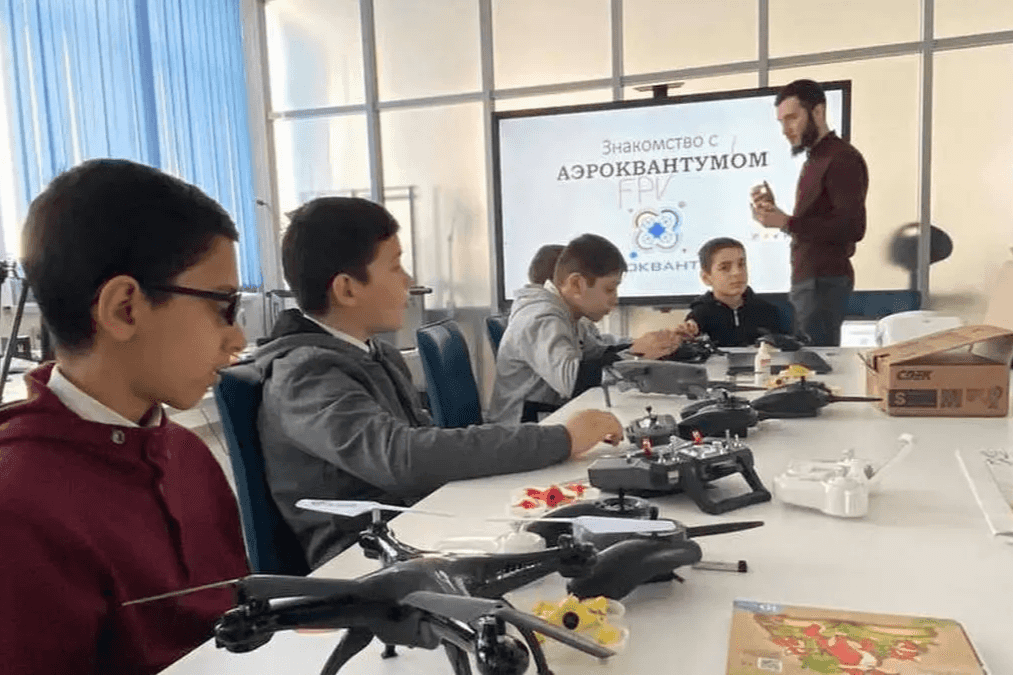 Schoolchildren in Kvantorium. Photo: Serdalo.
