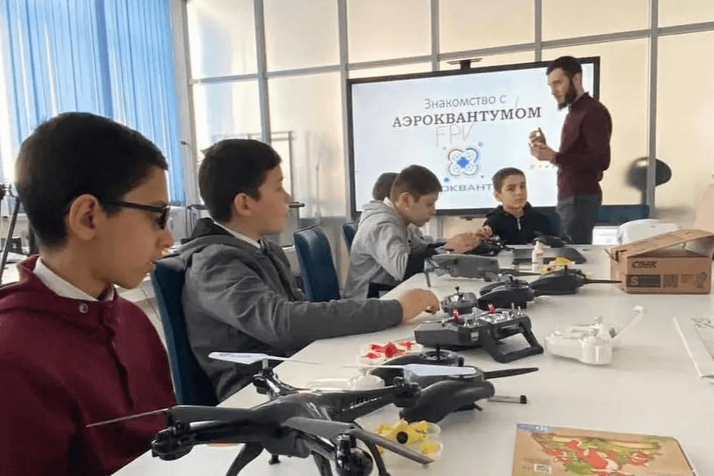 Schoolchildren in Kvantorium. Photo: Serdalo.