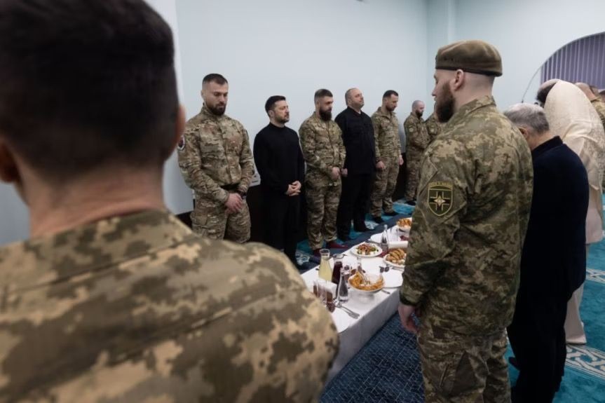 Zelenskyi is at iftar. Photo: officials.