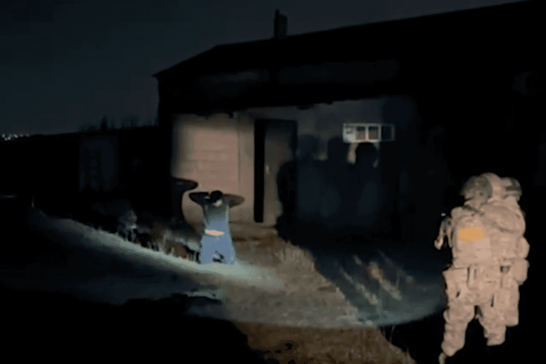 Detention of alleged criminals, December 2024. Screengrab from video.