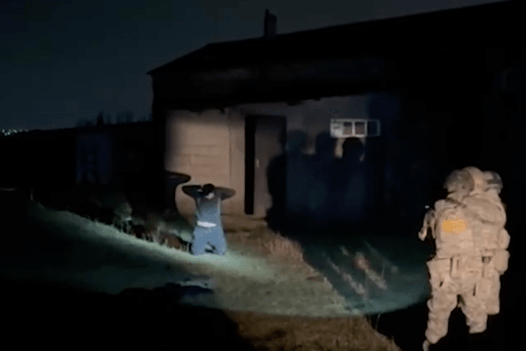 Detention of alleged criminals, December 2024. Screengrab from video.