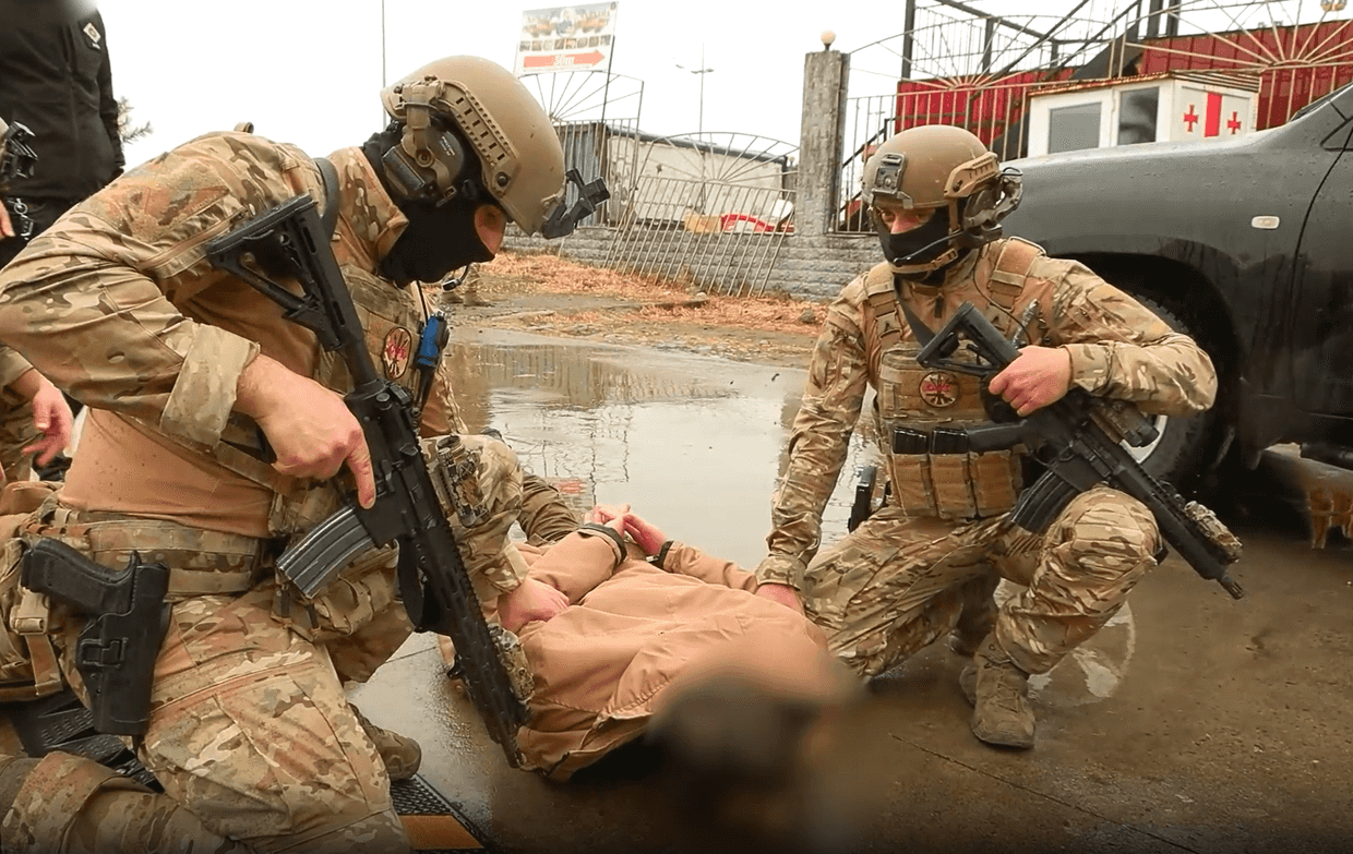 SSG operates detaining one of two people linked to the Islamic State in Batumi in April. Screengrab via video.
