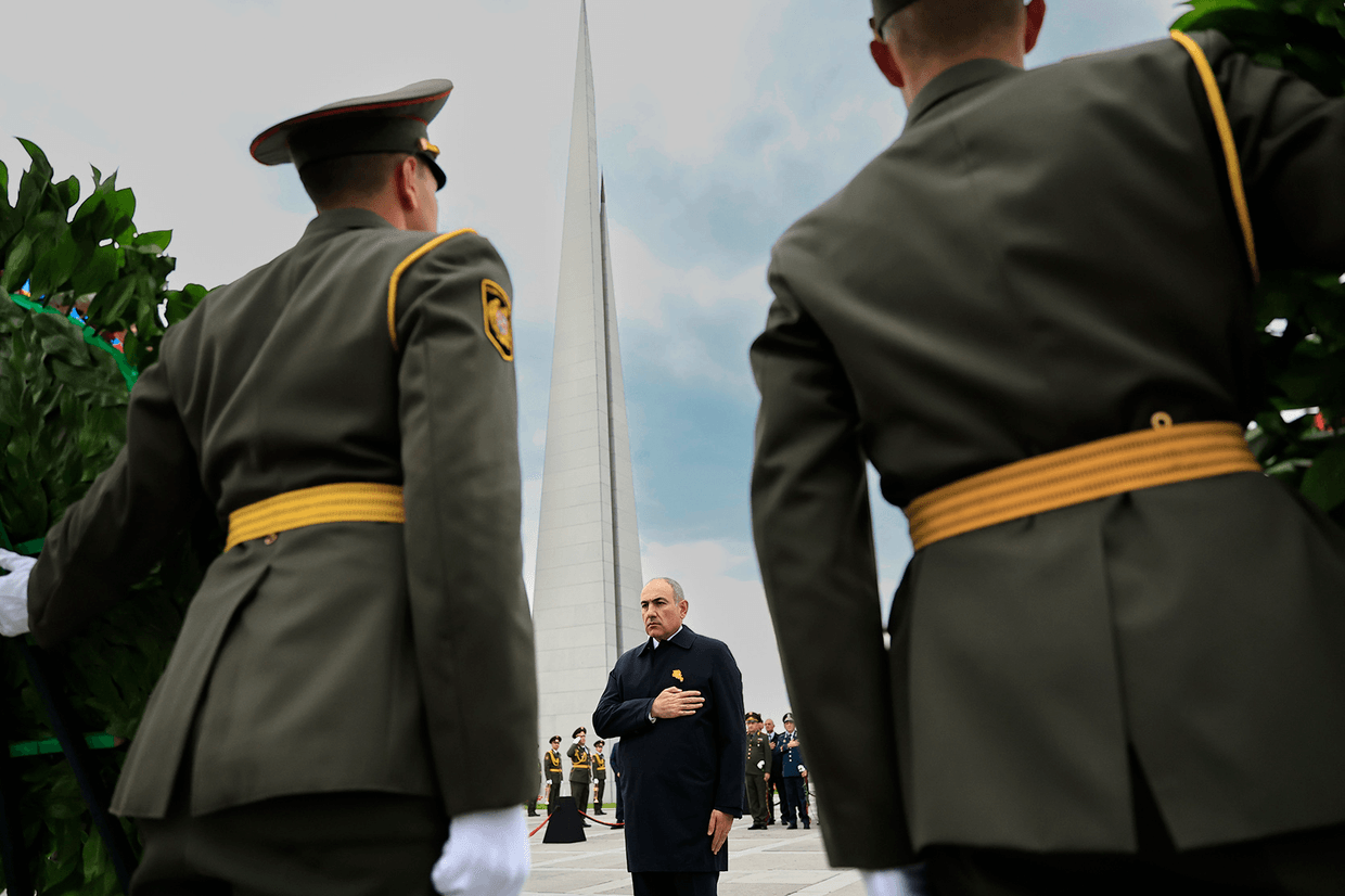 Armenian Prime Minister Nikol Pashinyan pays tribute to the victims of the Armenian Genocide on 24 April 2026. Official photo.