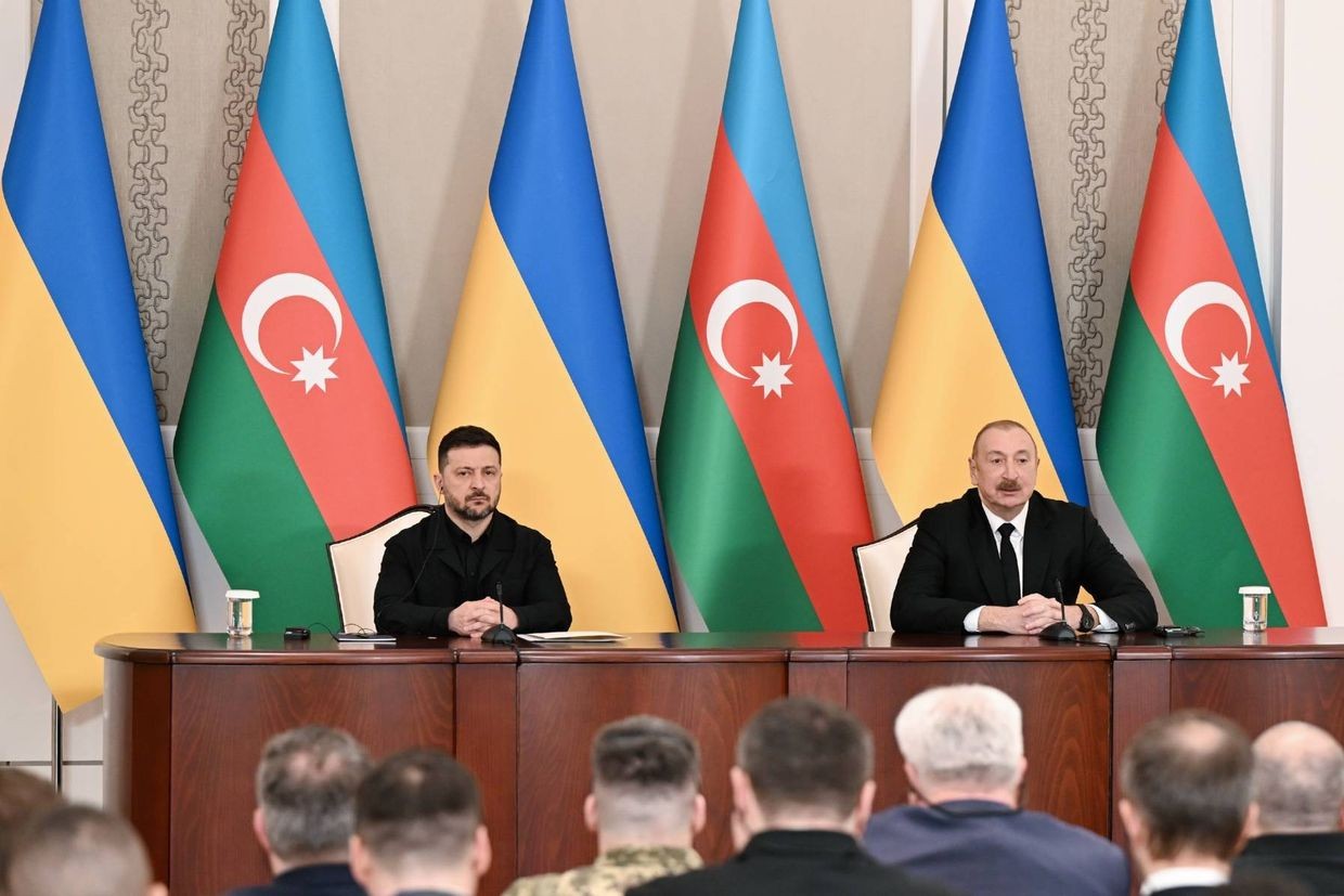 Ukrainian President Volodymyr Zelenskyi and Azerbaijani President Ilham Aliyev in Gabala, Azerbaijan on 25 April, 2026. Official photo.