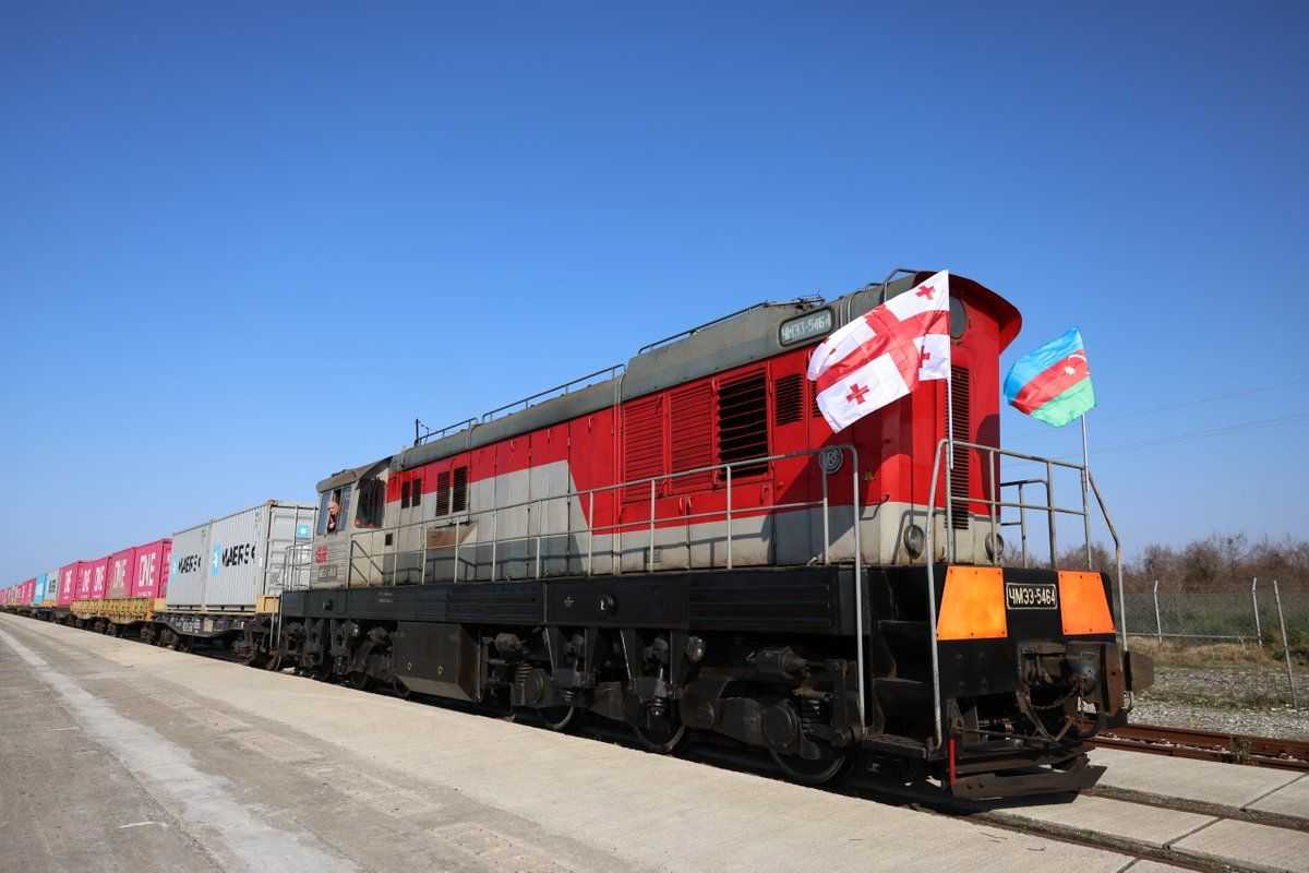 The Poti–Baku express train. Photo via social media.