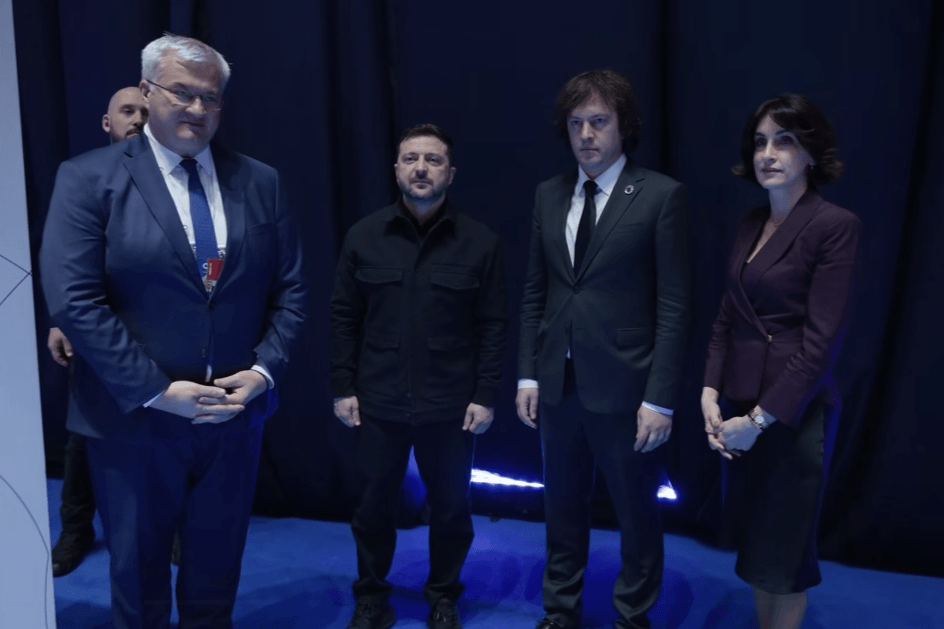 From left to right: Foreign Minister of Ukraine Andrii Sybiha, President of Ukraine Volodymyr Zelenskyi, Prime Minister of Georgia Irakli Kobakhidze and Foreign Minister of Georgia Maka Botchorishvili. Screengrab from an official video.