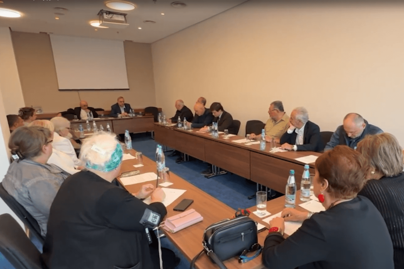 The inaugural meeting of the ‘Council for Monitoring Russophobia’ in Georgia. Screengrab from Sputnik Georgia video.