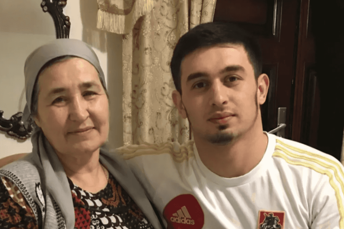 Mansur Movlaev and his mother Hava, Photo: social media.