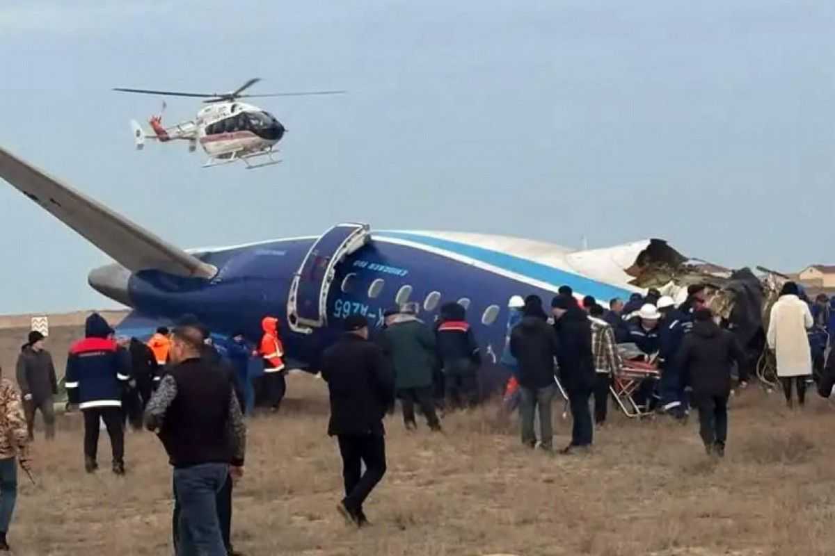 The aftermath of a plane crash involving Azerbaijan Airlines flight J2-8243, which was operating from Baku to Grozny. Photo: APA.