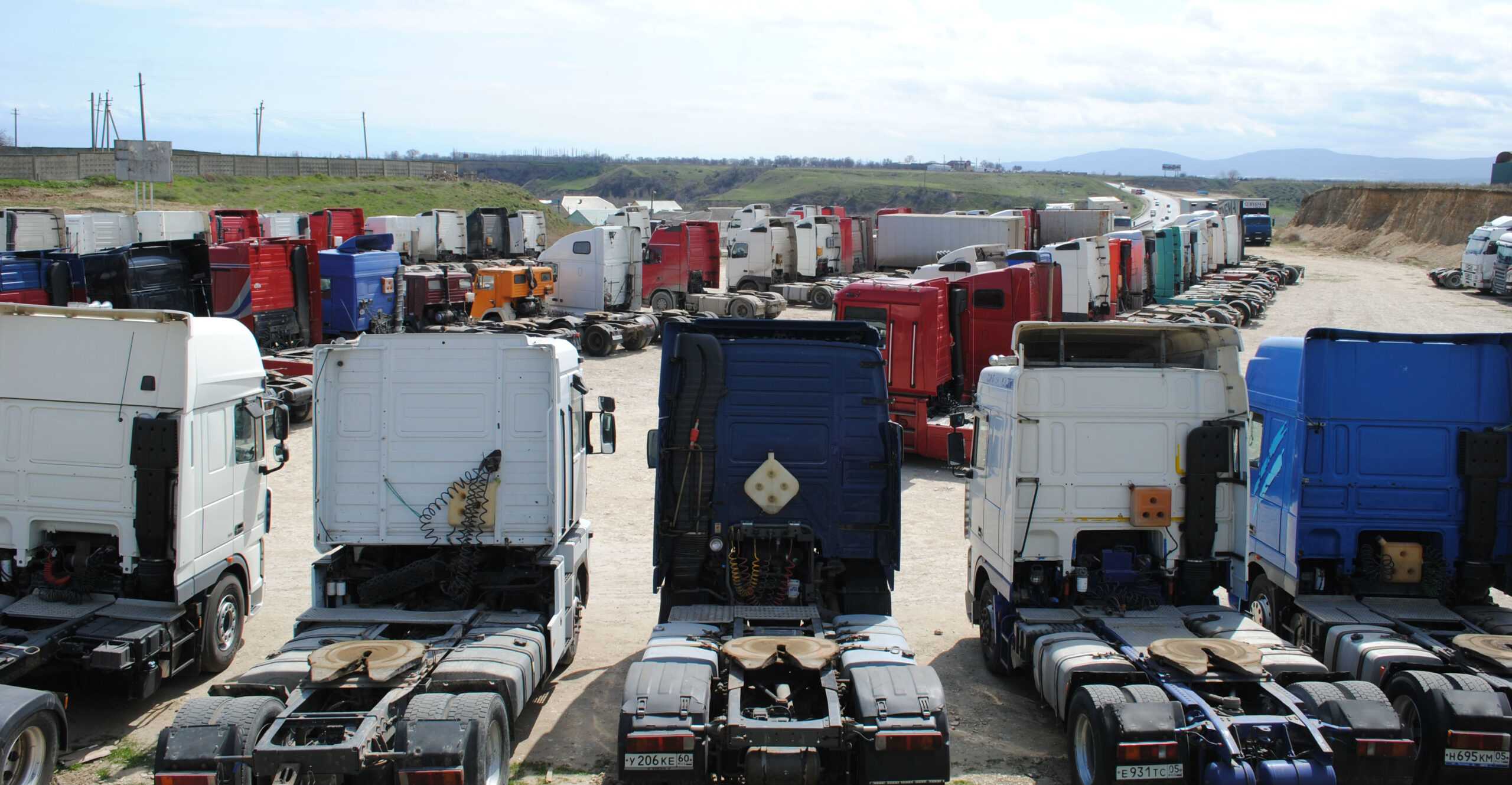 Customs post inspected after Daghestan lorry driver protest