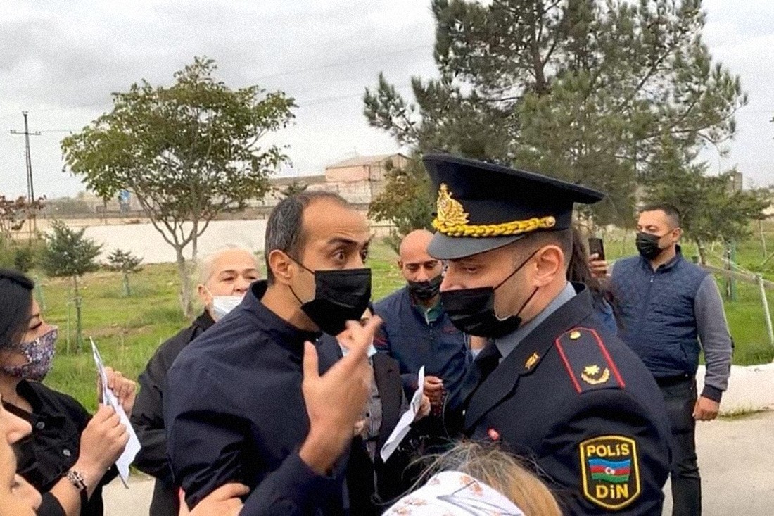 Photo via Popular Front.