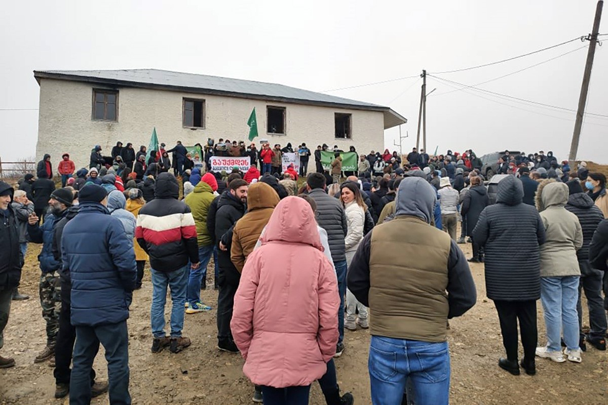 Protesters in Shkmeri on 21 November 2021. Photo: Info Imereti.