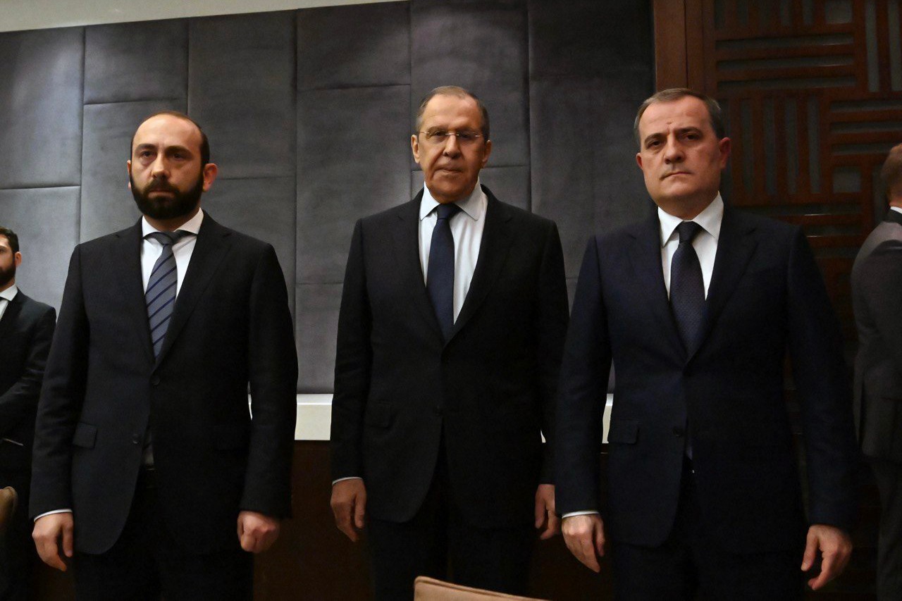 The foreign ministers of Armenia, Russia, and Azerbaijan, Ararat Mirzoyan, Sergey Lavrov, and Jeyhun Bayramov at the CIS meeting in Dushanbe on 12 May 2022. Photo: MFA of Azrebaijan.