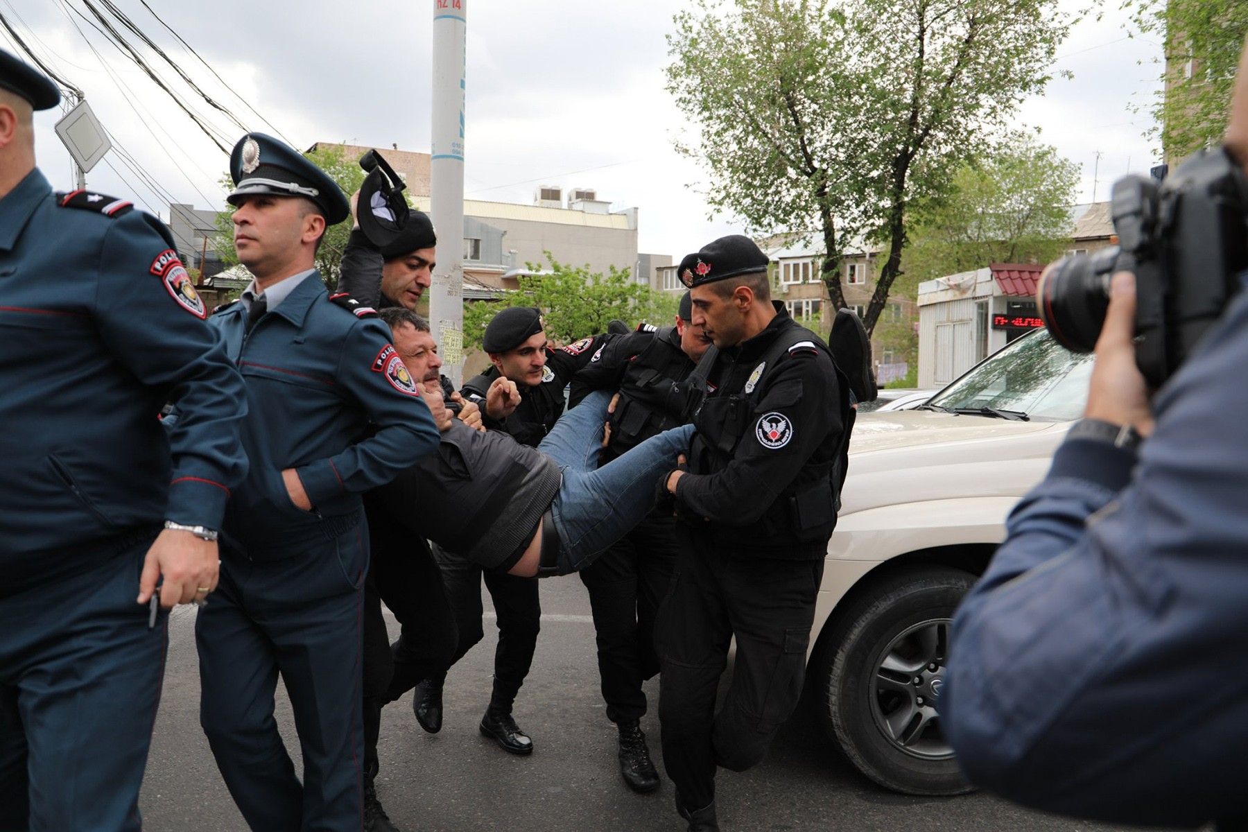Opposition protester carried away by Armenian police. Photo via Ishkhan Saghatelyan's Facebook page.