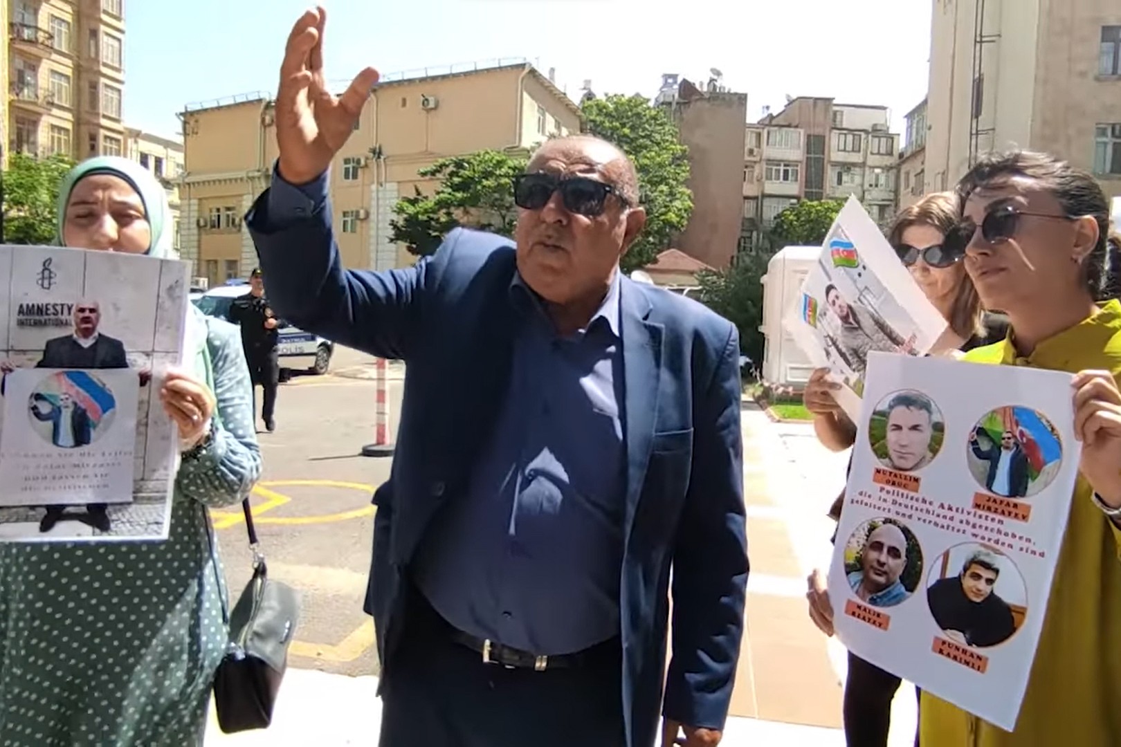 The protest on 1 June by relatives of Azerbaijanis who were deported from Germany and arrested upon their return. Image via Turan.