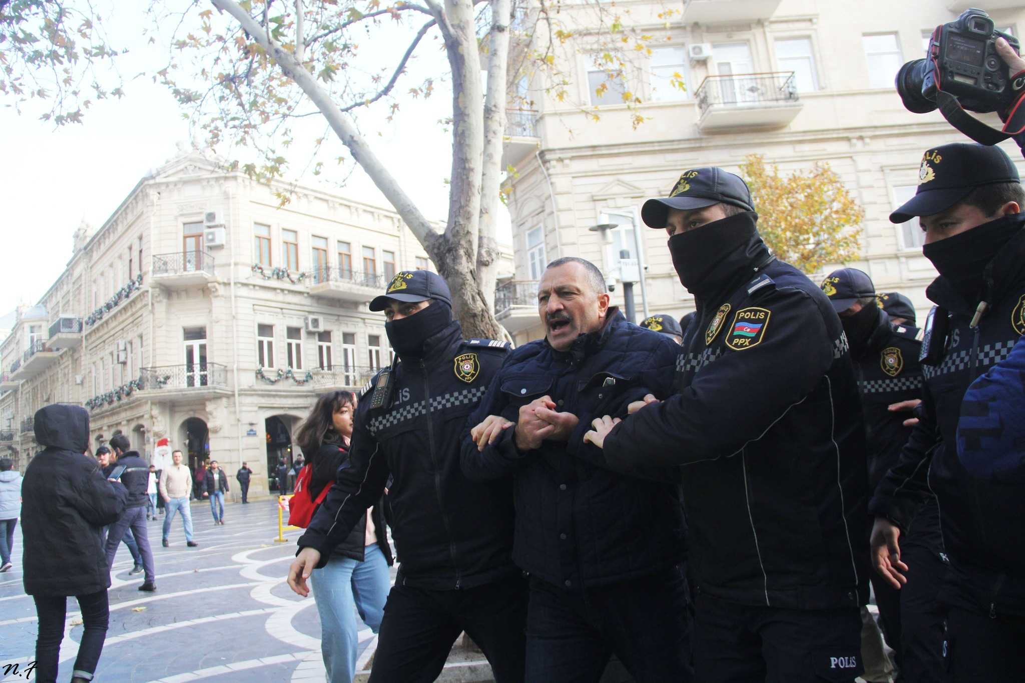 Tofig Yagublu being detained at a protest in Baku on 23 December. Photo: Fargana Novruzova