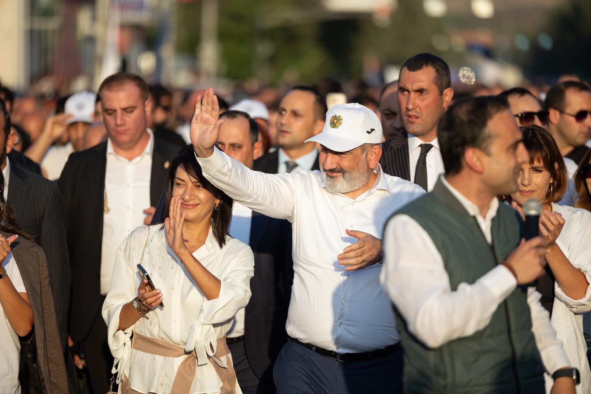 Prime Minister Nikol Pashinyan at a Civil Contract municipal elections rally in Yerevan. Image via Facebook.