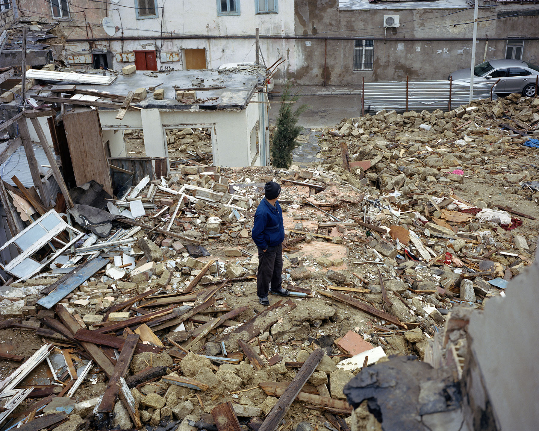 2014: Sovietski was a historical residential area located in the heart of Baku.

The homes of the neighbourhood's residents were demolished to make way for a new park and road.
