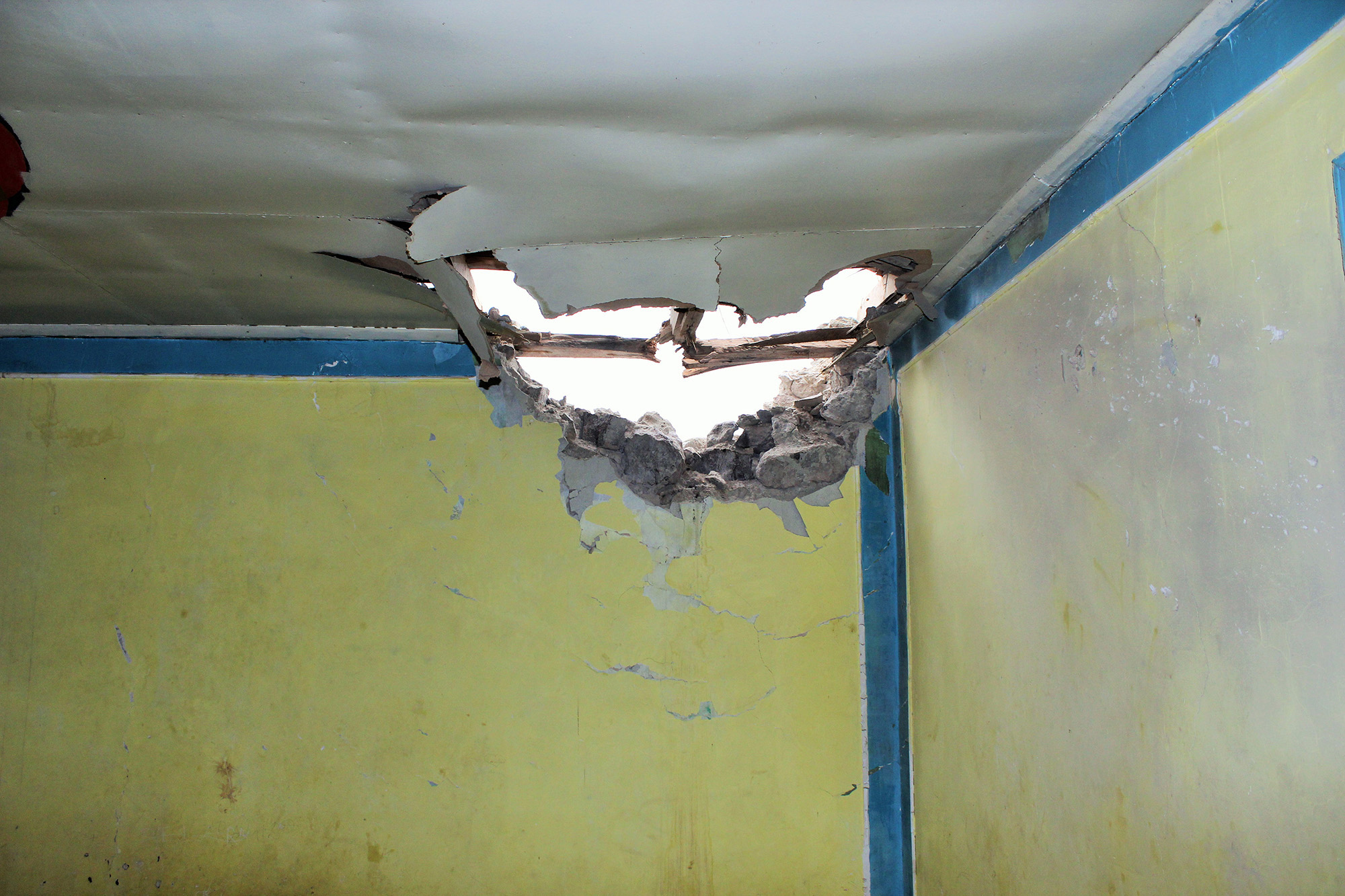 Further damage to Alieyva's home. Photo: Seymur Kazimov/OC Media. 