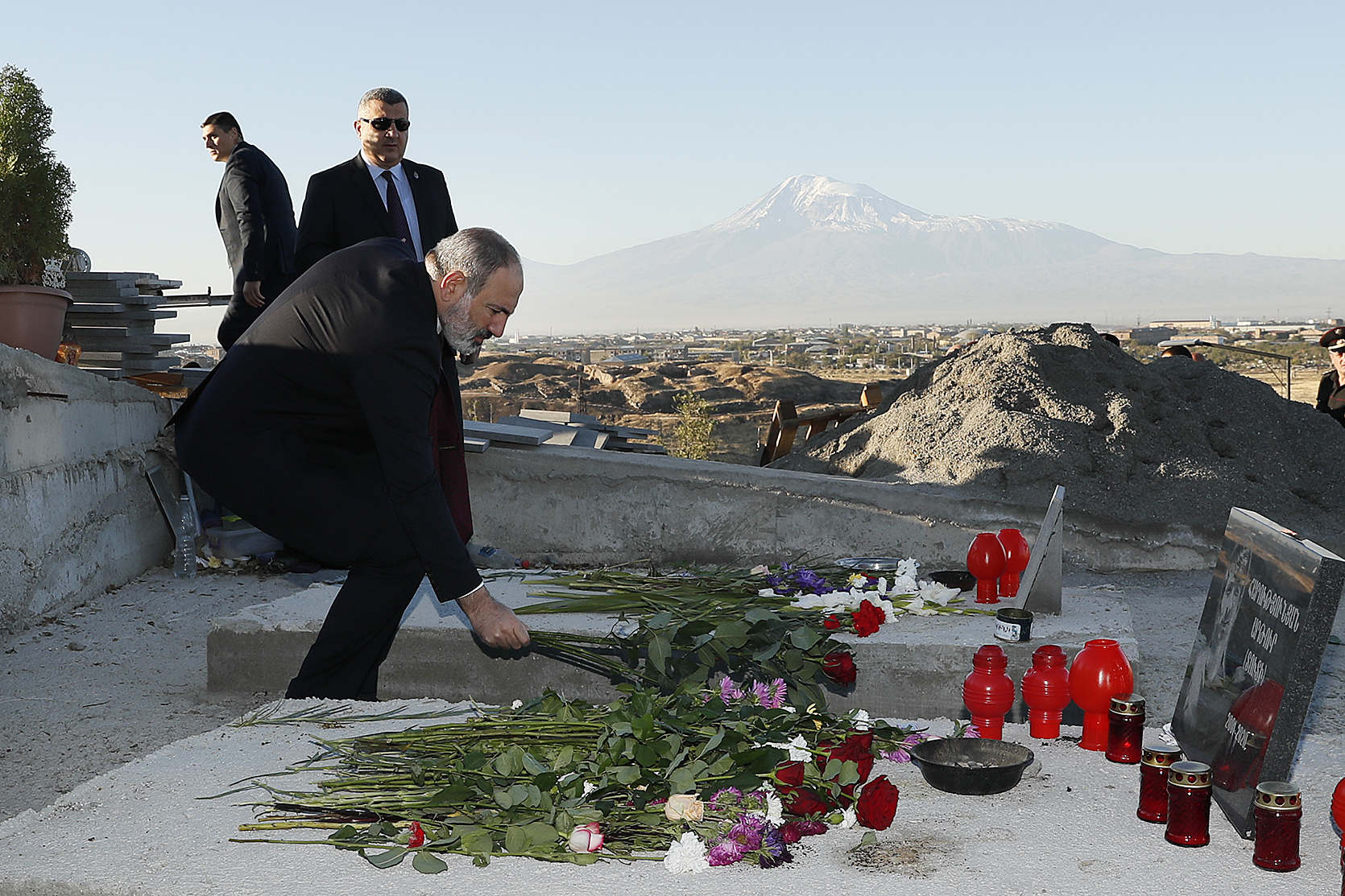 Armenia, Azerbaijan mark one-year anniversary of war