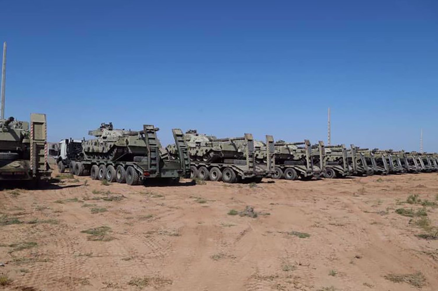 Vehicle-mounted self-propelled rocket launcher systems arranged for 1 October Iranian military exercises